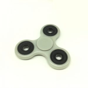 Con quay 3 cánh HAND SPINNER FIDGET TOY dạ quang