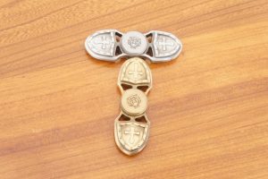 Con quay cánh đồng Caesar Torqbar Finger Spinner EDC