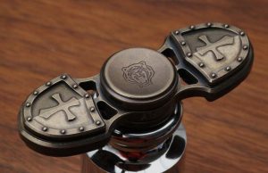 Con quay cánh đồng Caesar Torqbar Finger Spinner EDC