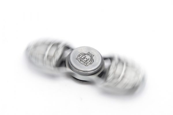 Con quay cánh đồng Caesar Torqbar Finger Spinner EDC
