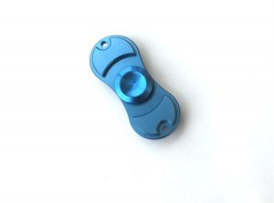 Con quay 2 cánh đồng Torqbar hand spinner EDC