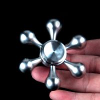 Con quay 6 cánh đồng giọt nước Hand Spinner Brass