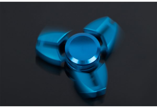 Con quay ba cánh Austim Torqbar hand spinner fidget