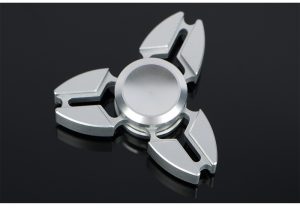 Con quay ba cánh Austim Torqbar hand spinner fidget