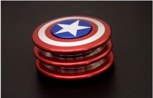 Con quay huy hiệu Capital American Hand Spinner