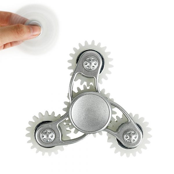 Con quay 3 cánh bánh răng gear hand spinner