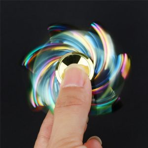 Con quay 7 cánh lốc xoáy tornado hand spinner