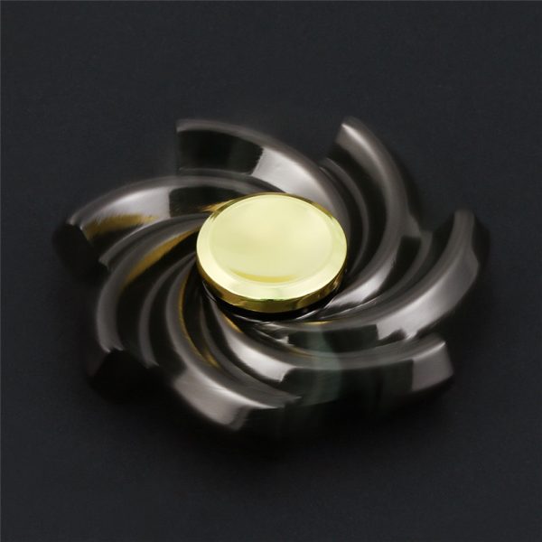 Con quay 7 cánh lốc xoáy tornado hand spinner