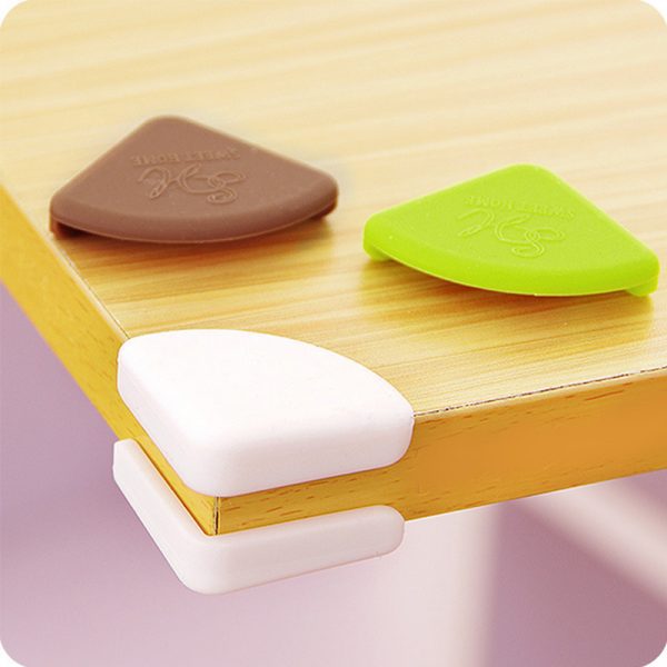 4 Miếng Silicone chặn góc bàn an toàn cho bé yêu