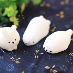 Bé đồ chơi thú mochi Squishy