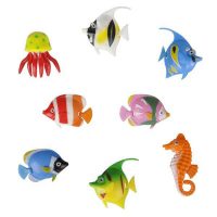 Cá nhựa trang trí hồ cá thêm sinh động chân thực