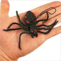 Con nhện silicone giả trang trí tiệc halloween cosplay