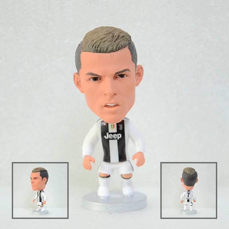 Cristiano Ronaldo từng trở thành nhân vật chính trong tượng chibi được yêu mến nhất. Bạn đã sẵn sàng để nhìn thấy phiên bản nhỏ xinh này chưa? Hãy tìm hiểu cùng chúng tôi!