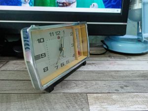 ĐỒNG HỒ BÁO THỨC CƠ CÓT NHIỆT KẾ MÁY 8711 MÁY TOÀN ĐỒNG CHUẨN XƯA