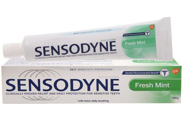 Kem đánh răng Sensodyne Fresh Mint giảm ê buốt 24/7 100g