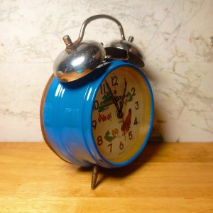ĐỒNG HỒ CON GÀ HAI CHUÔNG CƠ MÁY CƠ KHÍ 9306 MÁY ĐỒNG XƯA