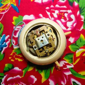 ĐỒNG HỒ BÁO THỨC HẢI CẨU MÁY 7409 TOÀN ĐỒNG NGUYÊN BẢN