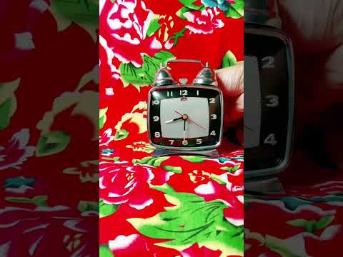 ĐỒNG HỒ BÁO THỨC KIM CƯƠNG KÍNH MO VUÔNG 2 CHUÔNG NGOÀI MÁY ĐỒNG XƯA 80